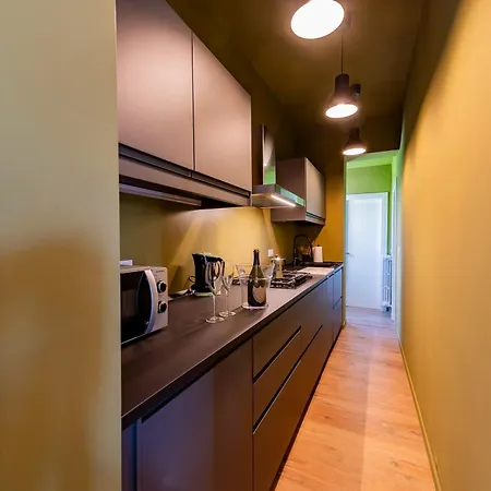Colli Modern With Courtyard