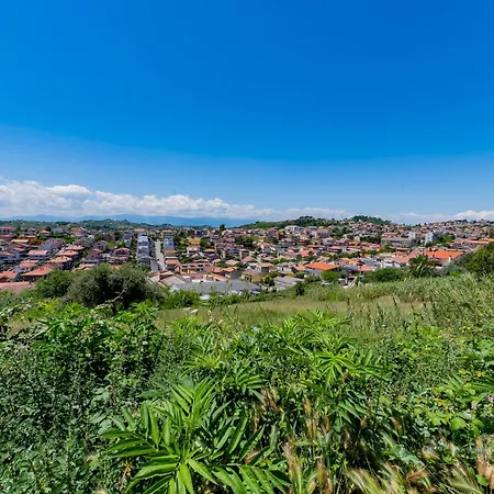 Colli Modern With Courtyard Appartement Pescara