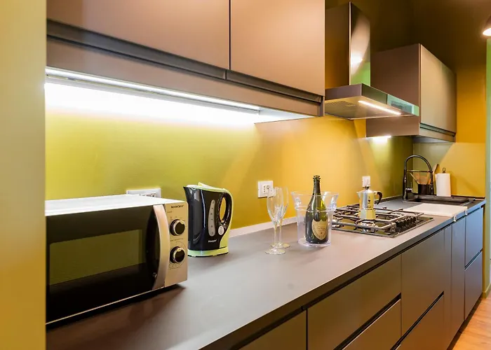 Guesthost - Colli Modern With Courtyard Pescara