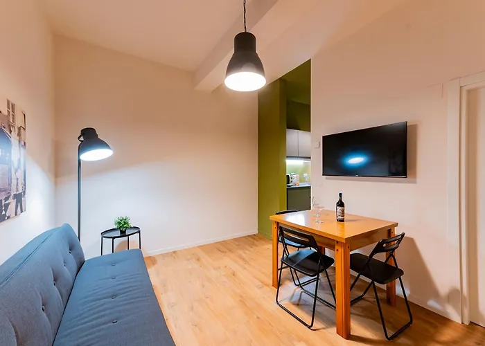 Guesthost - Colli Modern With Courtyard *